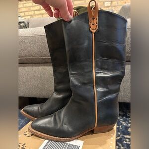 EUC We The Free Black Boots Size US 6.5 EUR 36.5